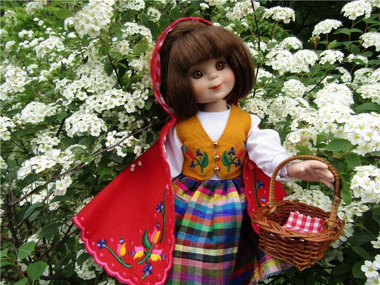 Красная Шапочка - милая лапочка. По следам конкурса Кукла, как сказочный персонаж