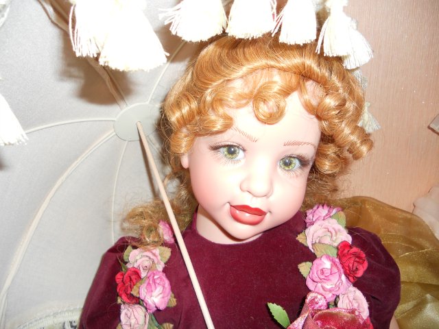 Куклы Fayzax Spanos поднимают настроение