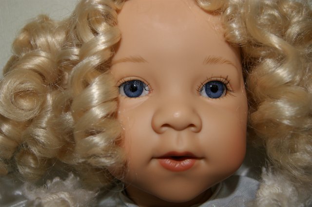 Angeline от Elizabeth Lindner - тихий ангел пролетел