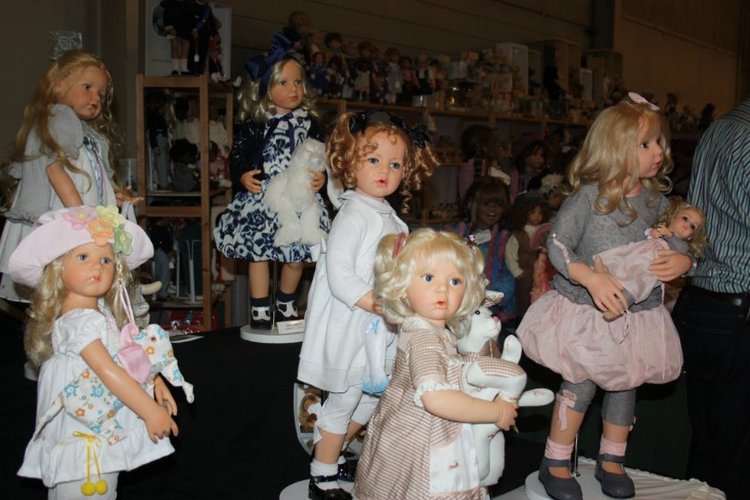 Международная выставка кукол в s'-Hertogenbosch (Den Bosch) в Голландии - 2013. Часть шестая