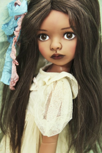 Моя долгожданная такая хрупкая и очень красивая Лена, от Ким Лашер