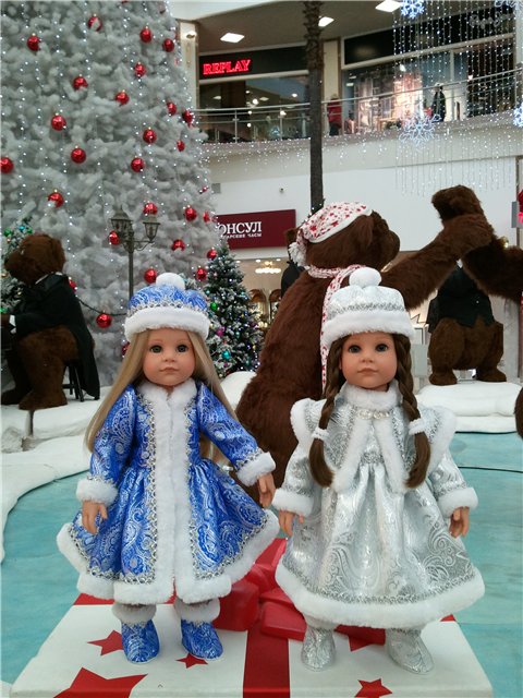 Наши Снегурочки-сестрички Готц