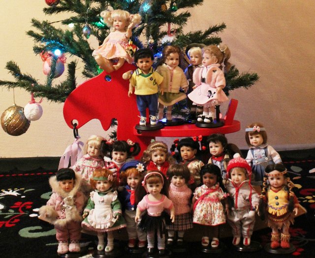 Новогодние Адорки — Куклы Adora (Адора): коллекционные виниловые