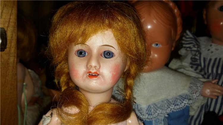 Антикварные куклы: французская кукла Unis и характерная немецкая кукла Revalo