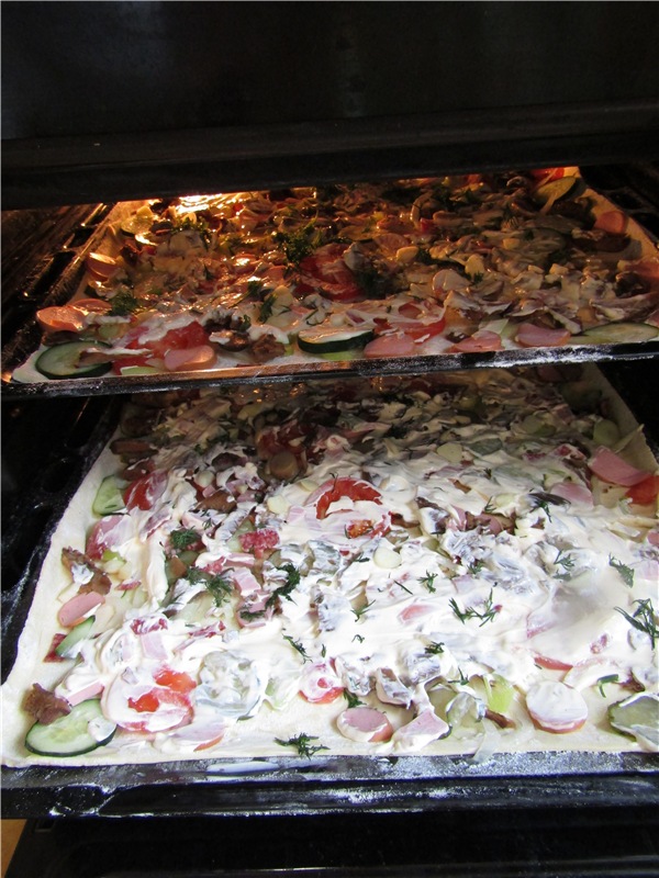 Мальвина - мастерица. Раз, два, три - готова пицца