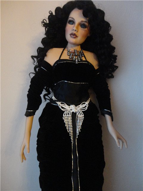 Моя черноволосая красавица Татьяна. Фарфоровая кукла