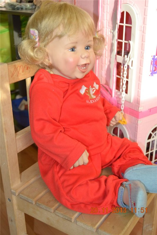 Кофе с молоком или детский сад прибыл. Коллекционные куклы Laura Tuzio Ross и Monika Gerdes