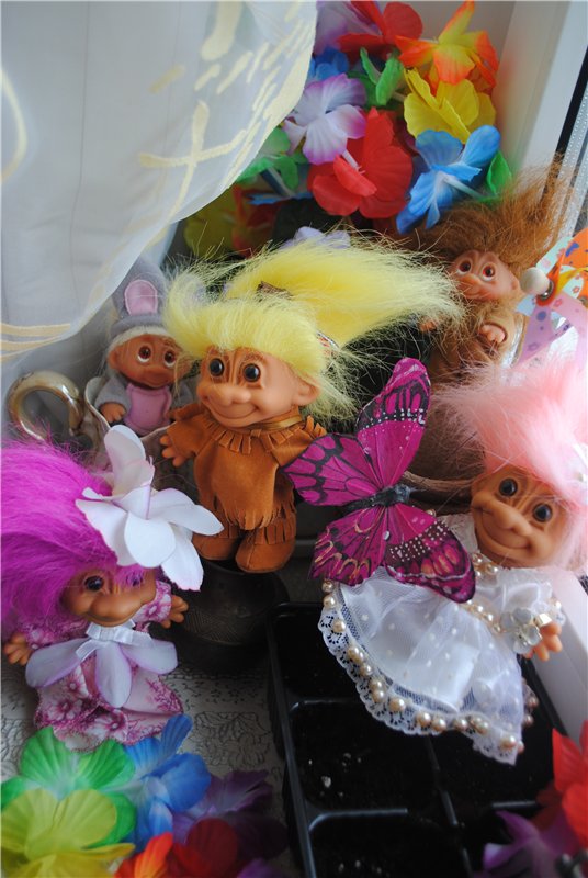 Марселька и тролли рассаду сажали, а бабочка с пчелкой им помогали... По следам конкурса "Моя Весна" (фото 9)