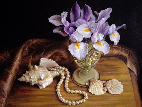 Мил мне жемчуг нежный на груди твоей