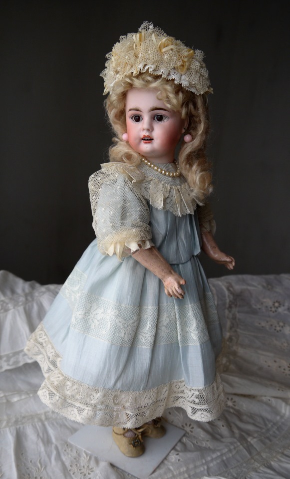 Антикварные куклы в моей коллекции