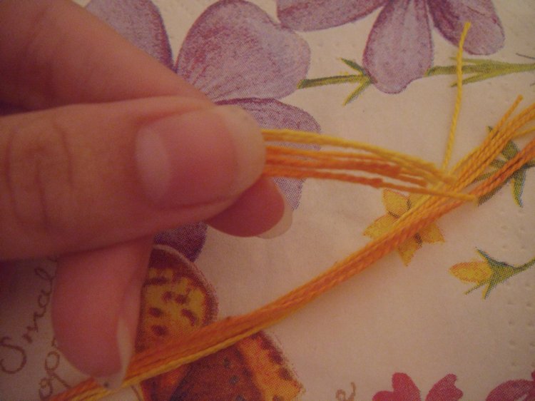 Кукольный эксперимент 1.1: волосы из ниток для пластиковой куклы: Мастер-класс (фото 8)