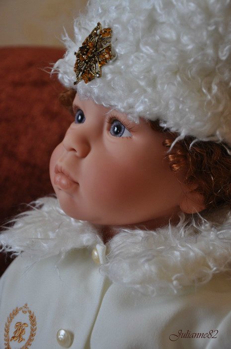 Middleton Doll: "Winter Splendor" из серии L'Innocence автор Ева Хеланд и кудряшка "С Днем Рождения, Тедди!"
