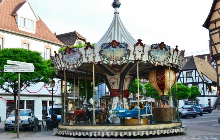 Очарование стринных французских городов