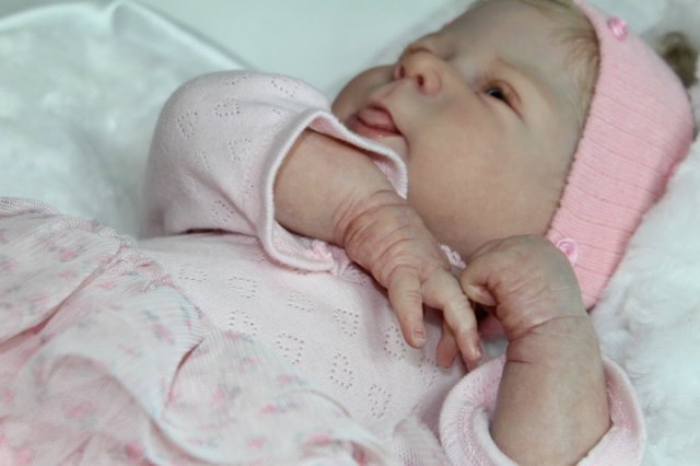 Прототип Cathy Кэти Olga Auer