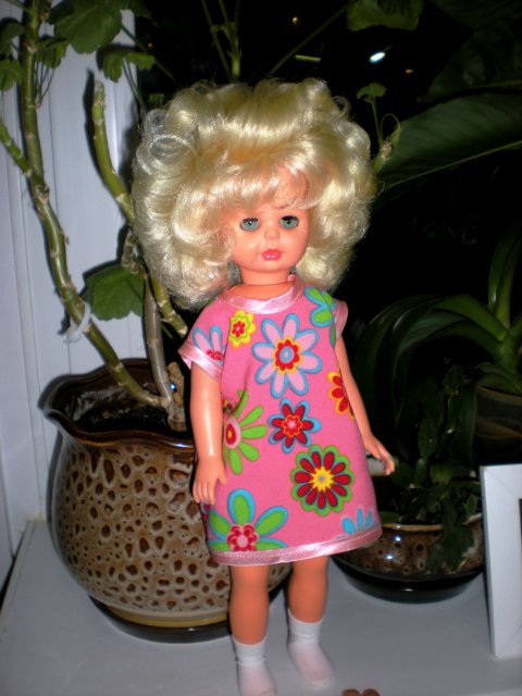 Не антикварное платье для не антикварной куклы (фото 2)