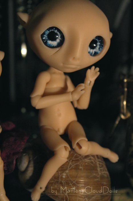 Новенькие шарнирные куклы Изгои и их глаза