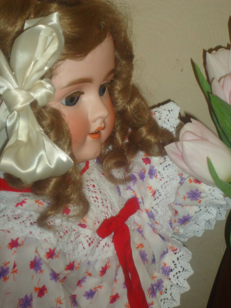 Прекрасная антикварная кукла Изабель (фото 7)
