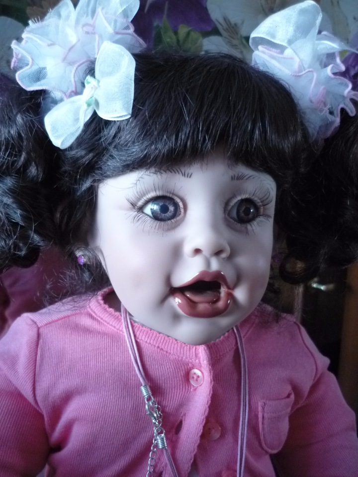 Малышка «Baby first steps» от Fayzah Spanos, младшая сестричка«Guiding Hands» от F. Spanos (фото 6)