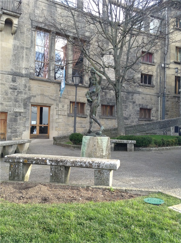 Приключения Минуш в Италии Часть 1. Сан-Марино. Государство в облаках