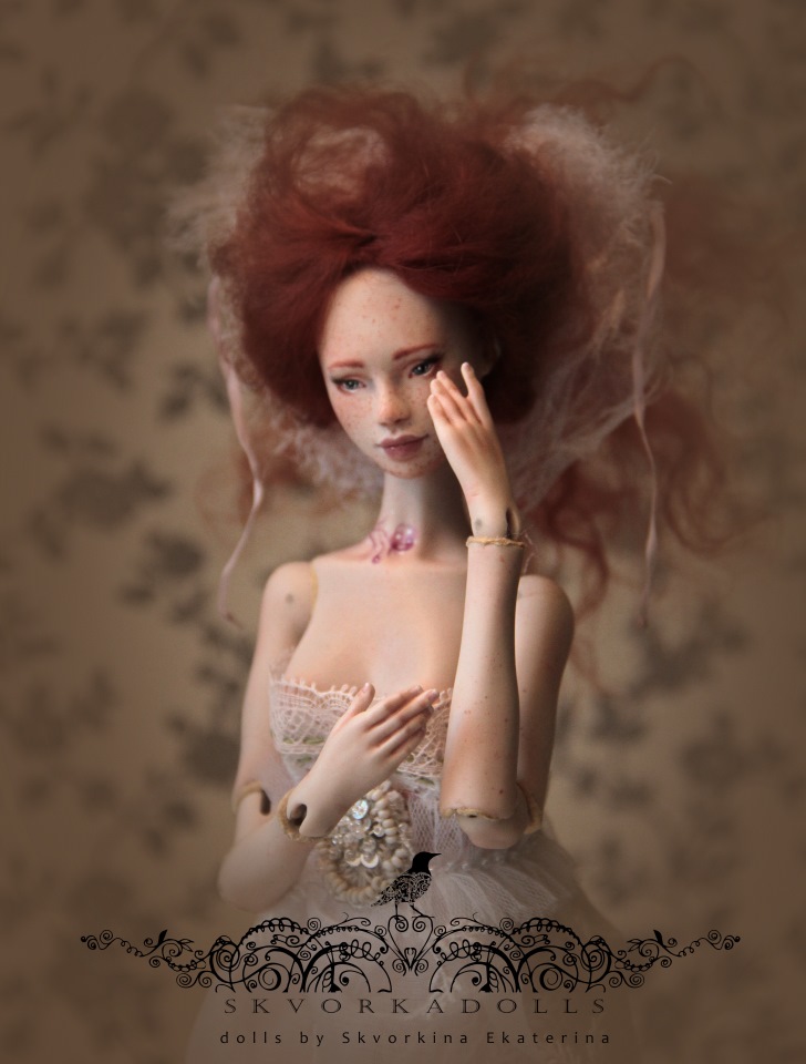 Мия. Фарфоровая шарнирная куколка (фото 2)