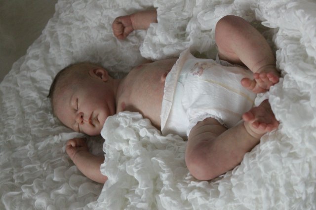 Спящий малышок Жульенчик. Куколка реборн Вишни Виктории