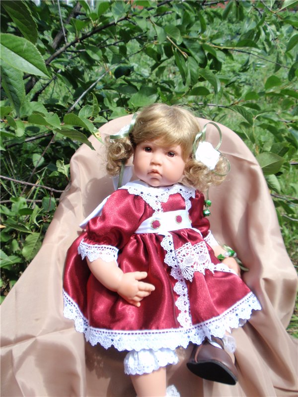 Маленькая и трогательная Манечка, волшебное превращение в принцессу