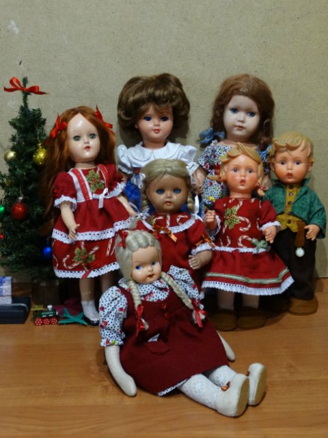 Новый год для самых стареньких кукол (фото 2)