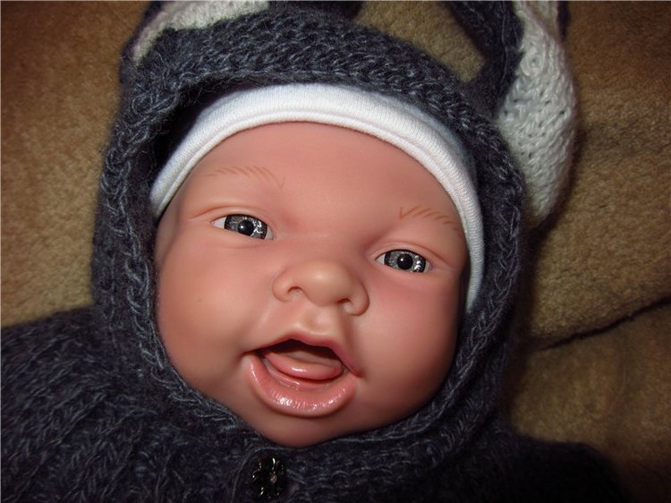 Первые вязалочки - одевалочки)