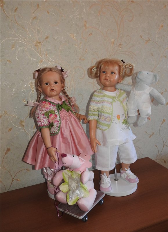 Трио в кардиганах. Куклы Hildegard Gunzel