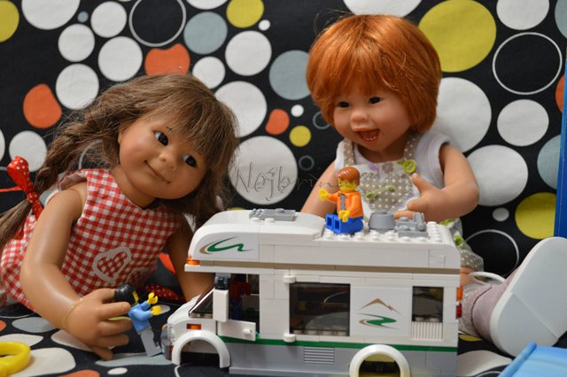 "Играем с увлечением". Вихтели Rosmarie Anna Muller