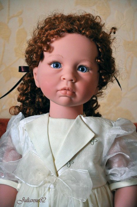 Middleton Doll: "Winter Splendor" из серии L'Innocence автор Ева Хеланд и кудряшка "С Днем Рождения, Тедди!"