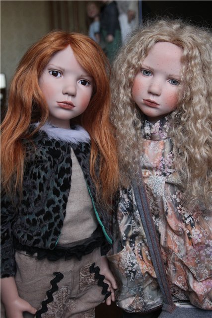 Красавица Elletra (весна 2013) и другие большие девочки Hedwiga и Geraldine (2012). Zwergnase