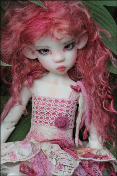 Мики фавна от Kaye Wiggs! Miki Faun in White Skin