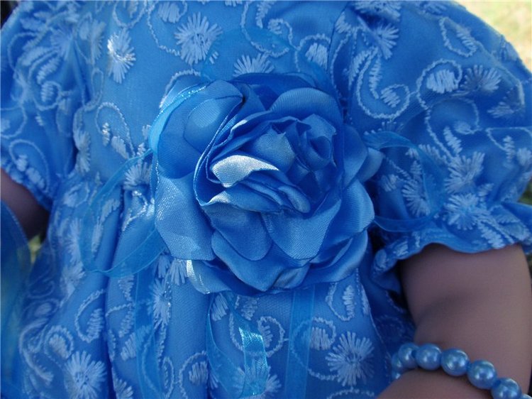 Чудеса с переодеванием продолжаются, моя Люсенька в голубом (фото 4)