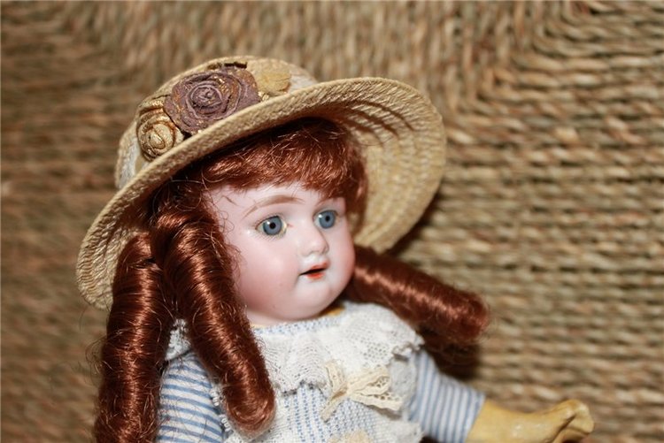 Подарок для антикварной куколки Марсельки (фото 10)