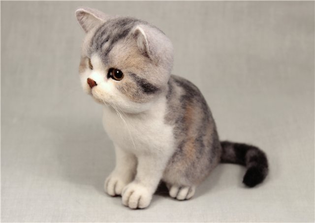 Котик Дени. Авторская игрушка Анны Ястрежембовской (фото 2)