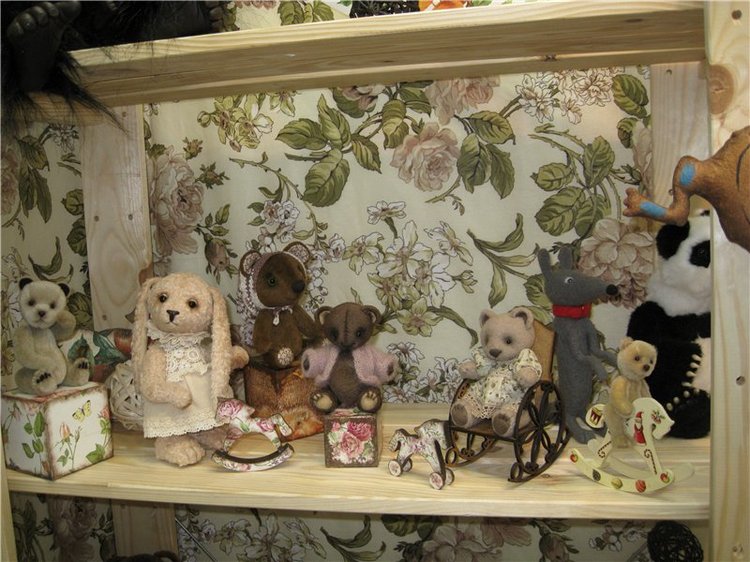 Как Элис и Муся посетили выставку кукол в Гостином дворе