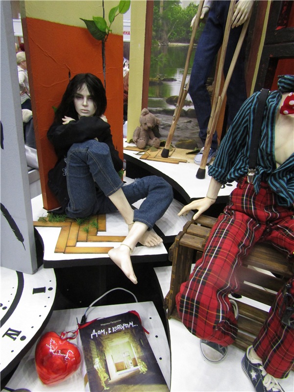 Тишинка, октябрь 2016. Куклы. Начинается выставка с лестницы. Фотобзор | Бэйбики Тишинка, октябрь 2016. Куклы. Начинается выставка с лестницы. Фотобзор (фото 7)