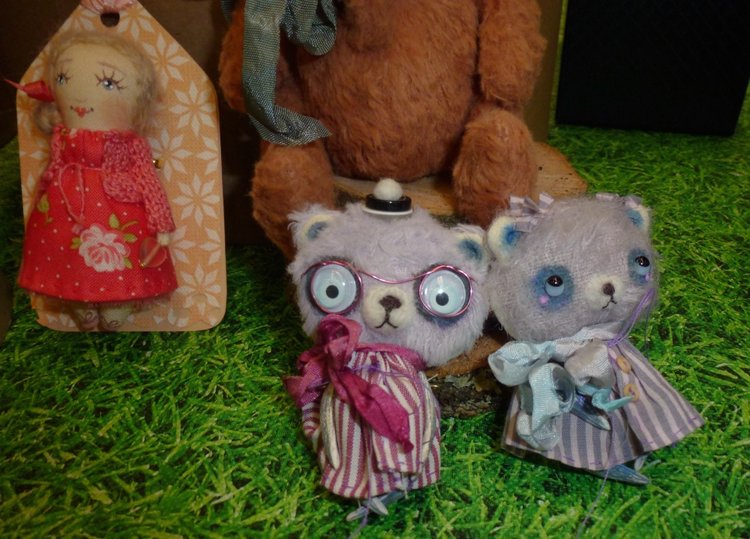 Зверюшки на балу. Тишинка 2017