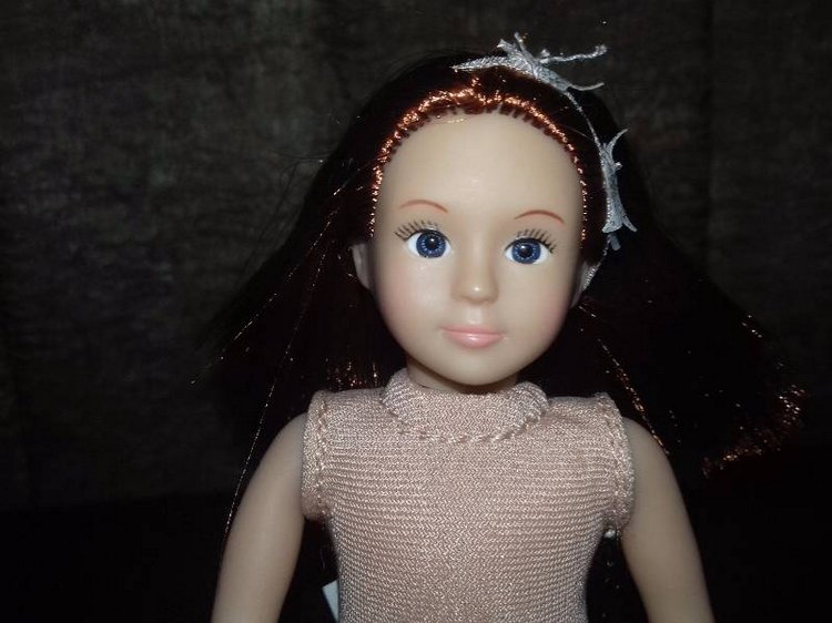 Обзор куклы Lori (Лори) London от Battat | Бэйбики Обзор куклы Lori (Лори) London от Battat