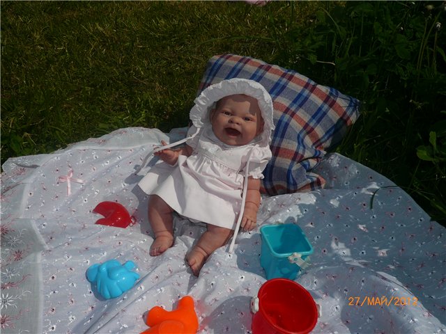 Лолочка гостит у бабушки Лены