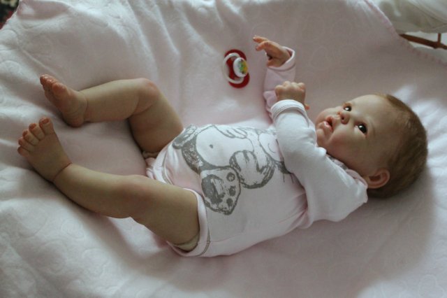 Неженка - Кристочка... Куколка реборн Виктории Вишни (фото 5)