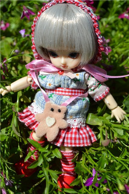 В нашем доме, поселилась чудная девочка - АЗАЛИЯ