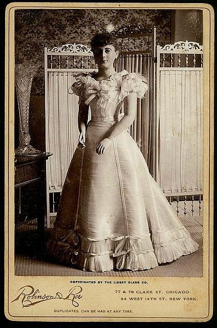 Для тех, кто в поиске или Каждый охотник желает знать. Викторианские и эдвардианские наряды