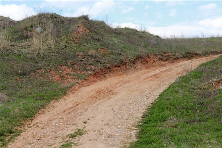 На водопад с Райли. Riley от автора Helen Kish