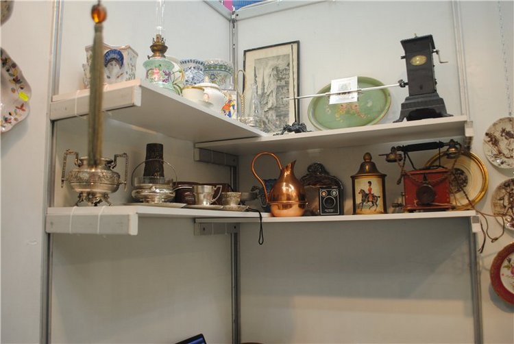 На Тишинку мы пошли – там сокровища нашли. Взгляд на «Блошиный рынок» со второго этажа | Бэйбики На Тишинку мы пошли – там сокровища нашли. Взгляд на «Блошиный рынок» со второго этажа