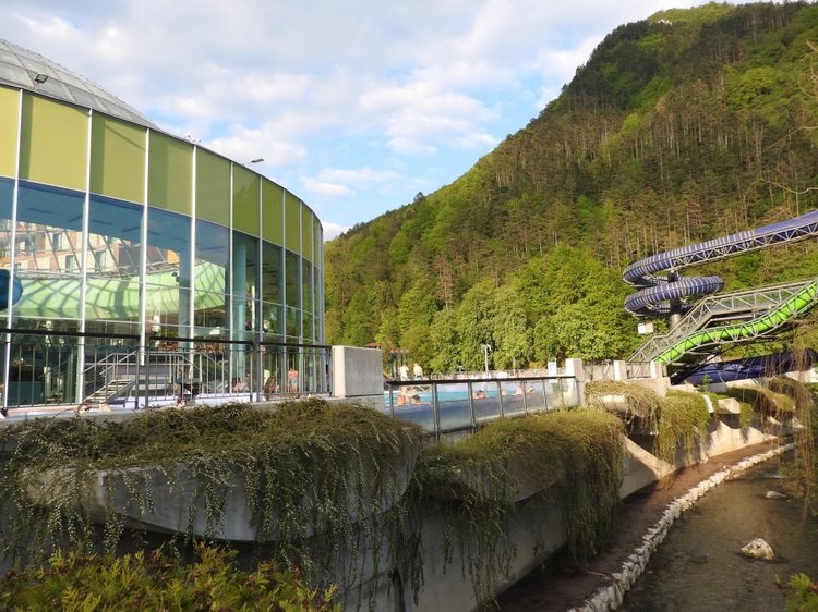 Словения, Светланка и маленький «герой» в одном ботинке