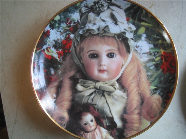 Моя коллекция тарелочек - куколок (фото 7)