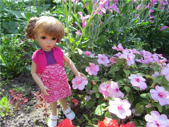 Новое вязаное платье нашего цветочка (фото 4)