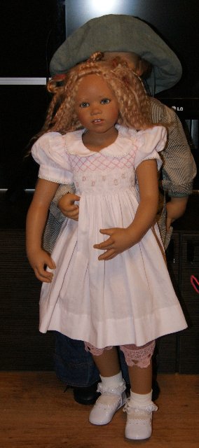 Плакса - вакса Инке и веселые девчата и мальчишки - Поль, Хьго, Ива и Таночка